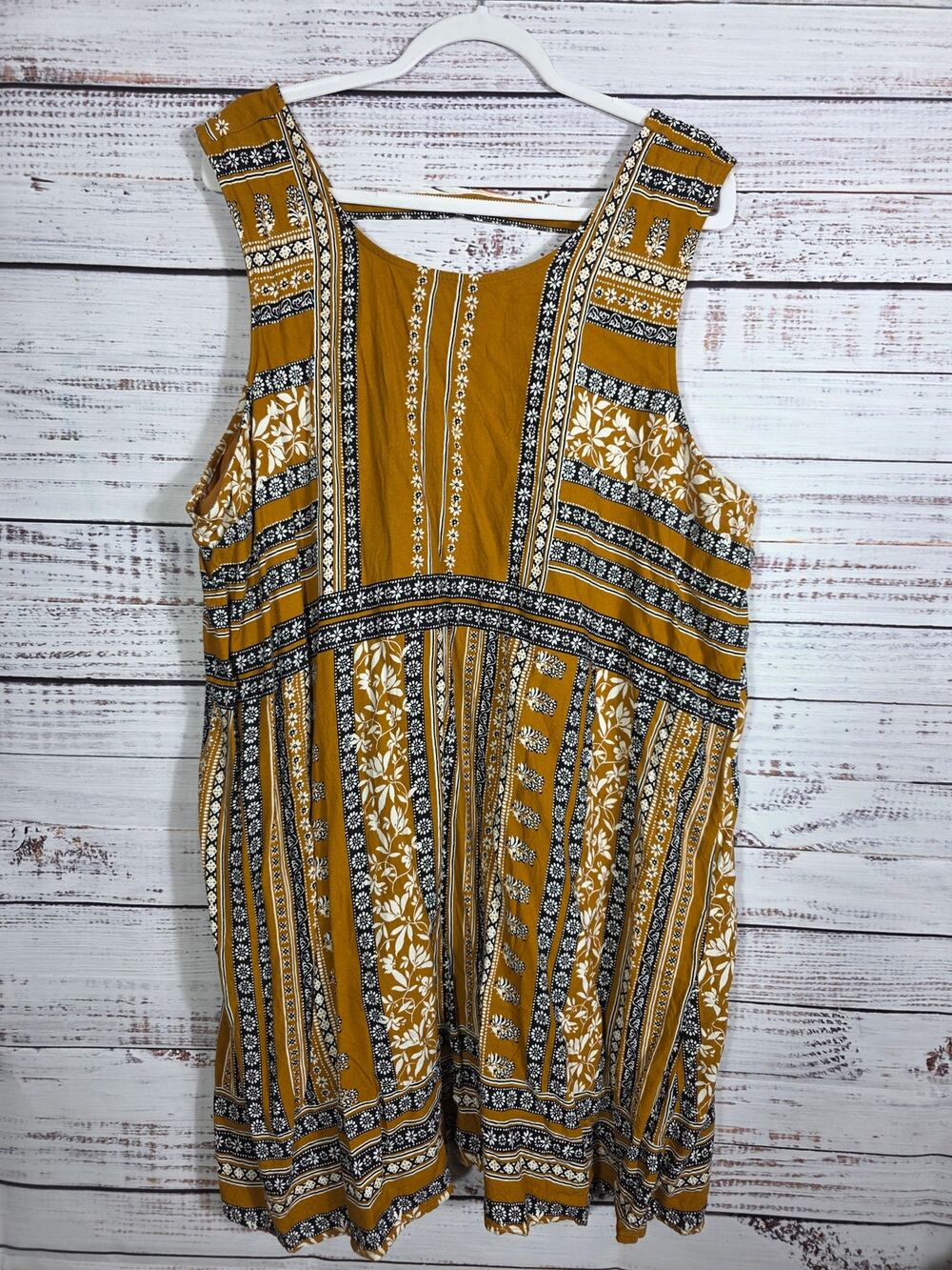 Maurices Rayon Sundress Women's Plush Size 3 (3x) Mustard Yellow Floral Print